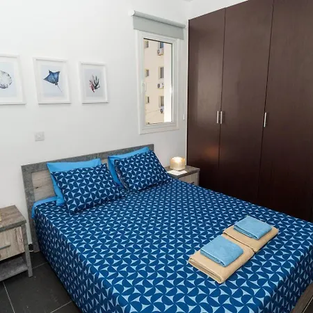 Central 2 Bdr Flat St Lazaros - Phoenix Lodge Larnaca