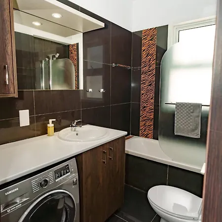 Theodorou Deluxe Central 2Bd Appartamento