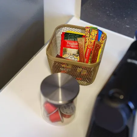 Central 2 Bdr Flat St Lazaros - Phoenix Lodge Lägenhet *