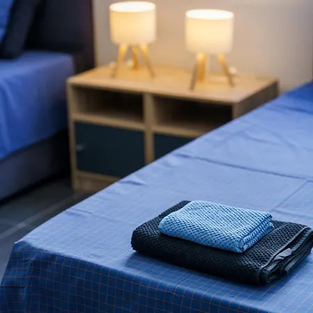 Central 2 Bdr Flat St Lazaros - Phoenix Lodge Larnaca