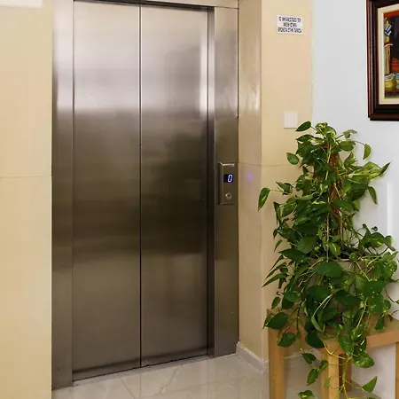 Central 2 Bdr Flat St Lazaros - Phoenix Lodge Daire