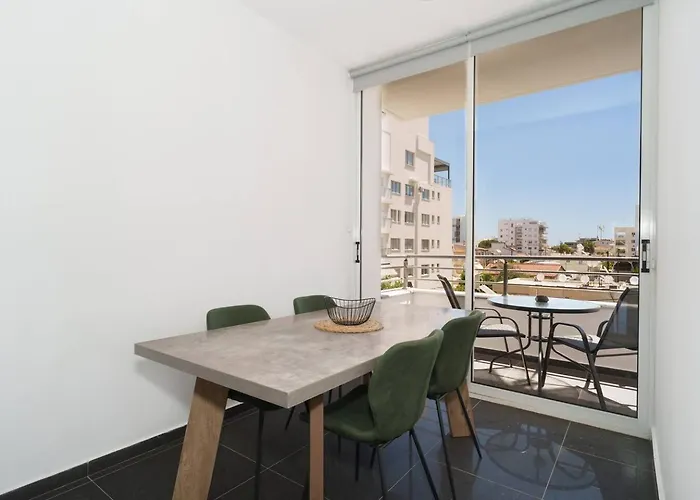 2 Bdr Flat St Lazaros - Phoenix Apartmán Larnaca