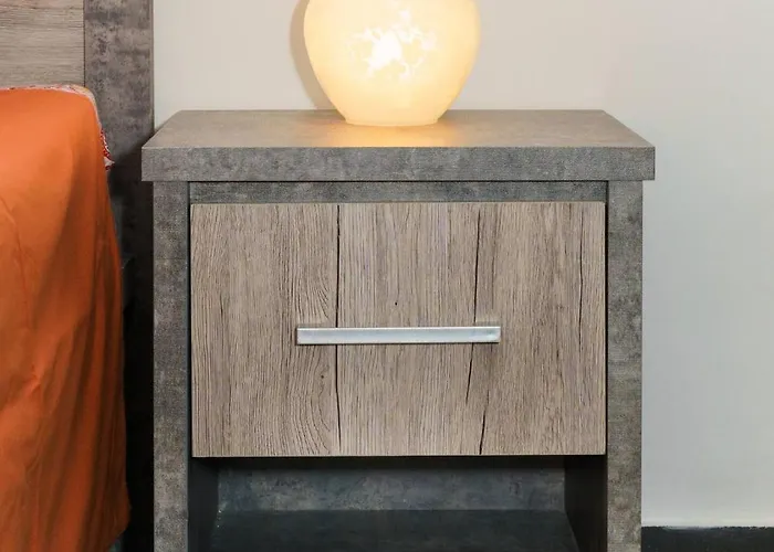 2 Bdr Flat St Lazaros - Phoenix Apartmán