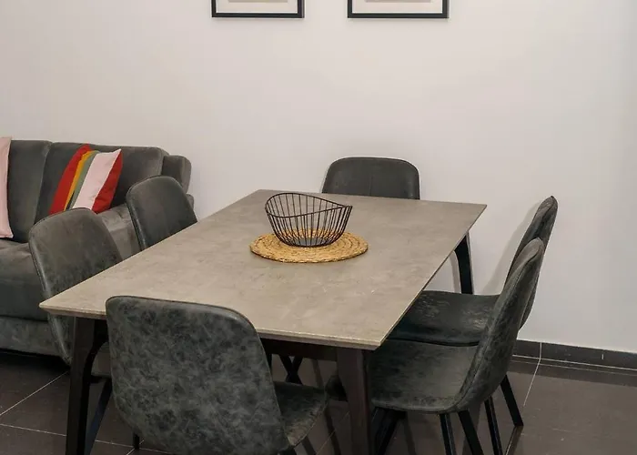 2 Bdr Flat St Lazaros - Phoenix Apartamento