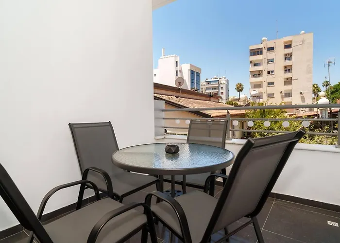 2 Bdr Flat St Lazaros - Phoenix * Larnaca