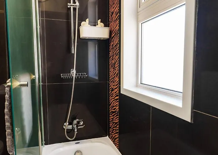 Apartamento 2 Bdr Flat St Lazaros - Phoenix Larnaca